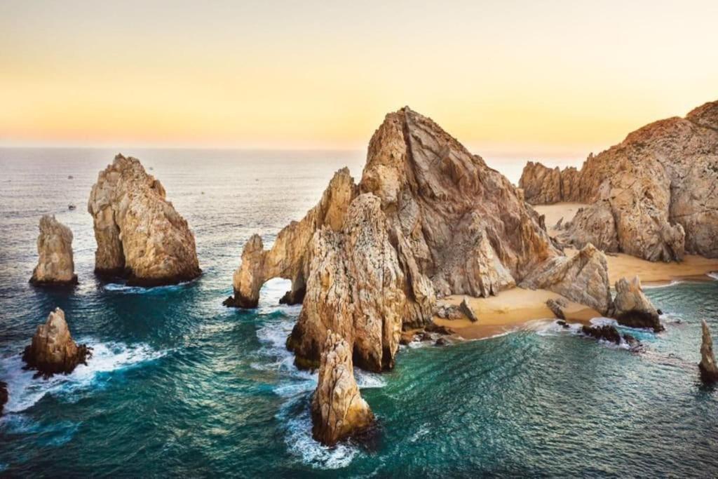 Vacay Condo Walk To The Beach Restaurants & Clubs Cabo San Lucas Eksteriør bilde